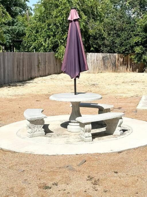 Walk To The Alamodome! Sleeps 6, Pet Friendly Apartment San Antonio Luaran gambar